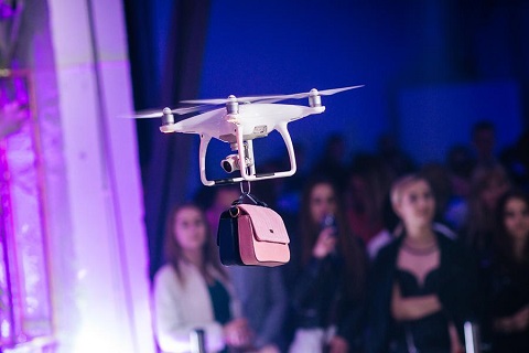Fashion-показ на дронах от Fly Technology